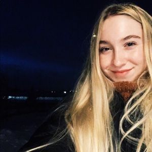 Meet your Posher, Hailey